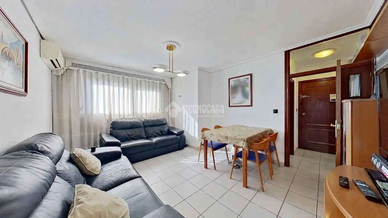 Living room of Flat for sale in Badia del Vallès  with Air Conditioner, Storage room and Balcony