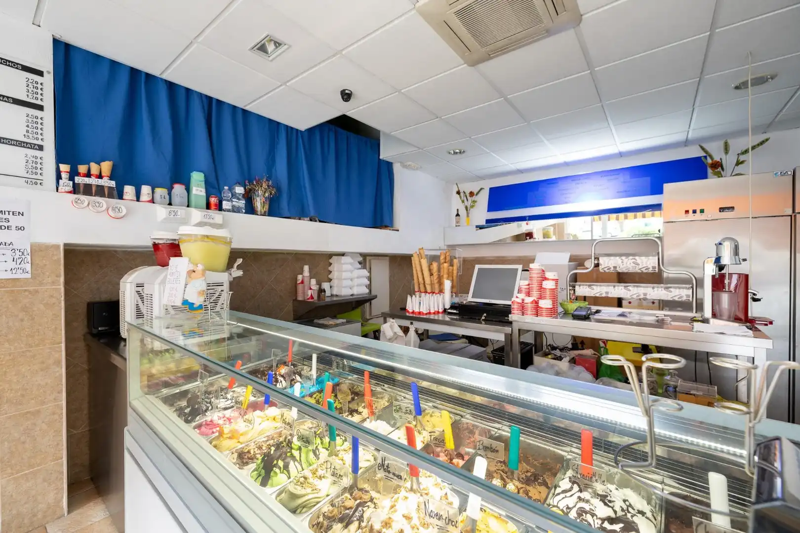 Business premises for sale in Calle Gabriela Mistral 2, imagen 9