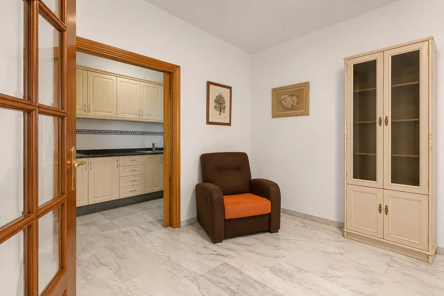 Sala d'estar de Apartament en venda en Córdoba amb Aire condicionat, Calefacció i Moblat