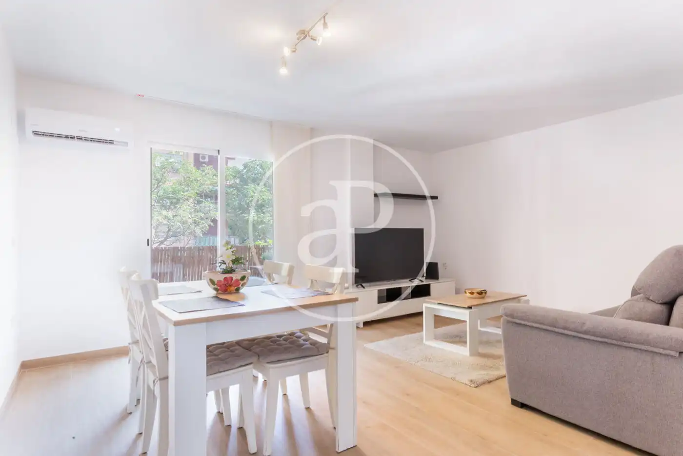 Vista exterior de Pis en venda en  Valencia Capital amb Aire condicionat, Calefacció i Terrassa