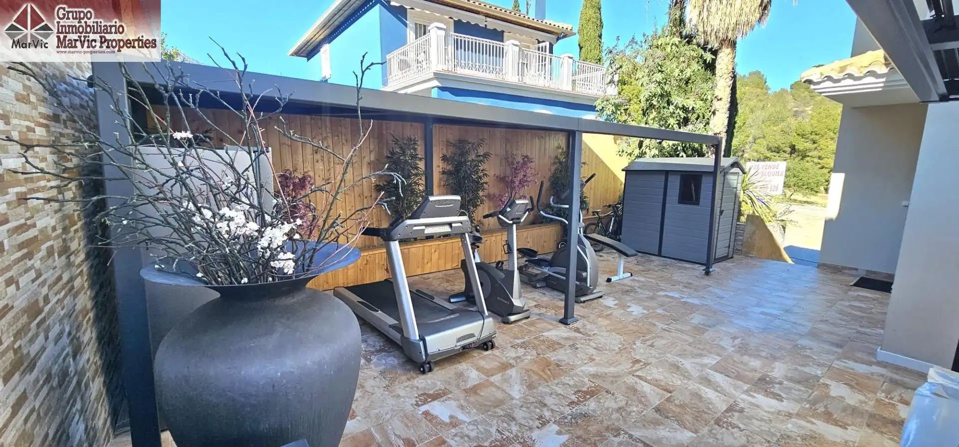 Terrassa de Casa o xalet en venda en La Nucia amb Aire condicionat, Jardí privat i Terrassa