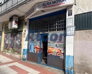 Vista exterior de Local en venda en  Madrid Capital