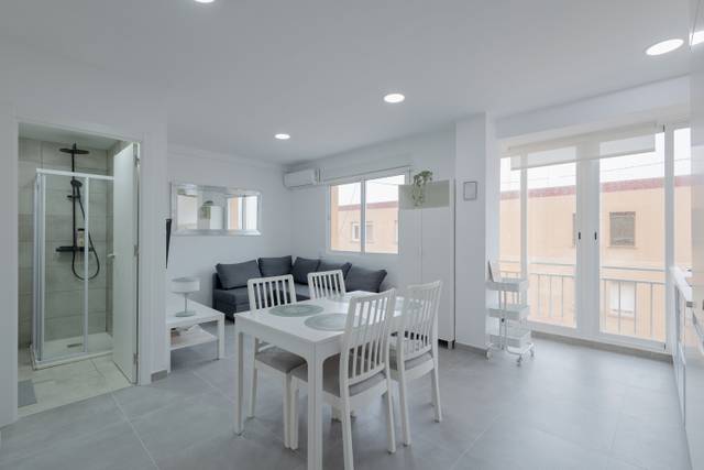 Apartamento en Alquiler en El Cabanyal - El Canyamelar