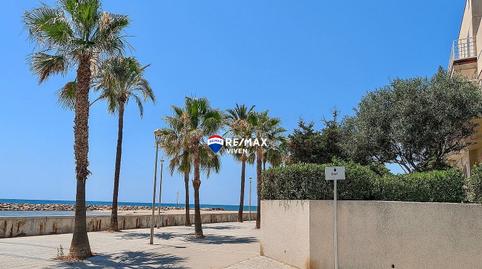 Foto 3 de Casa adosada en venda a Prat de Vilanova, Barcelona