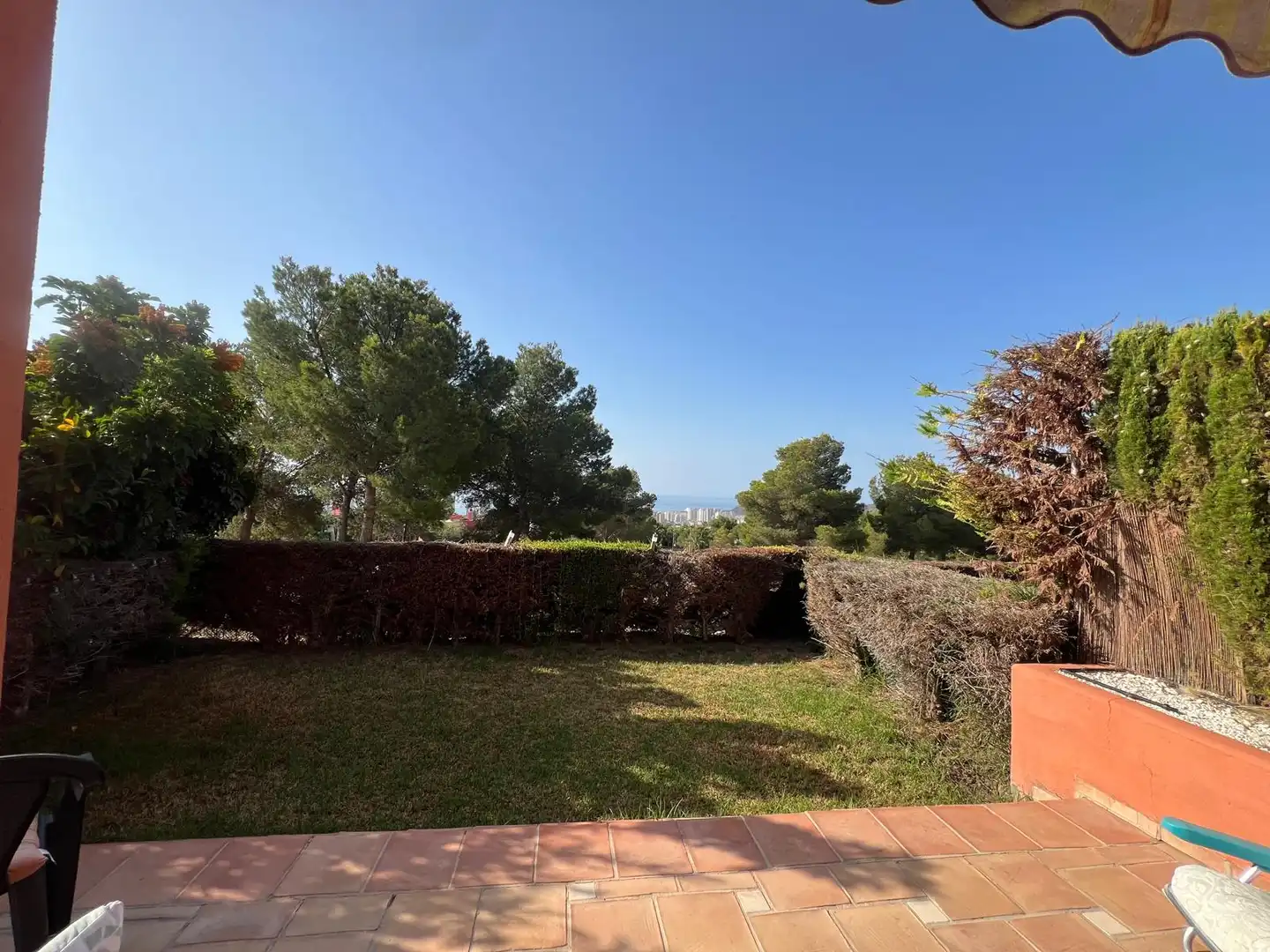 Jardín de Piso en venta en Finestrat con Trastero, Piscina y Piscina comunitaria