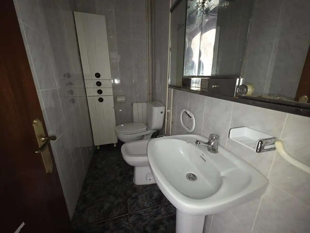 Baño de Piso en venta en Tarragona con Calefacción y Terraza