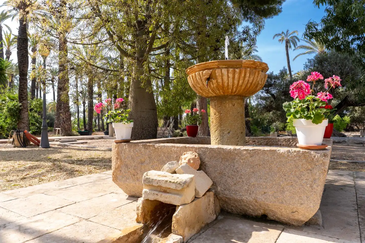 Jardí de Casa o xalet en venda en Elche / Elx amb Calefacció, Jardí privat i Parquet