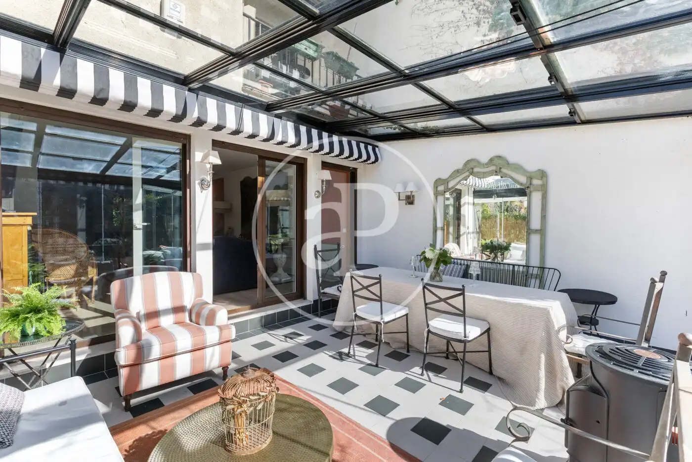 Terraza de Casa adosada en venta en La Moraleja con Aire acondicionado, Calefacción y Jardín privado