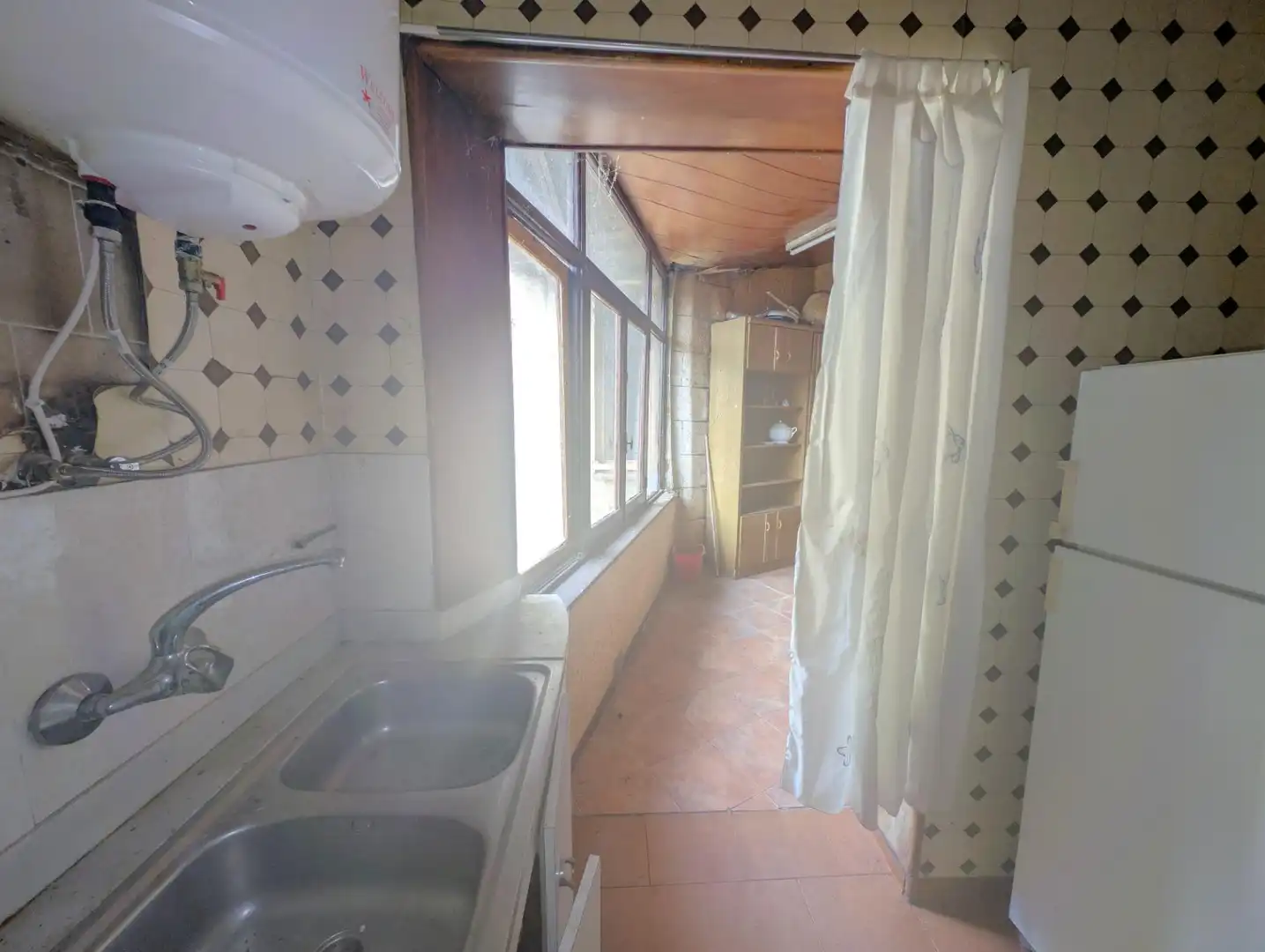 Cuina de Edifici en venda en Oviedo 