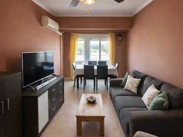 Piso con ascensor en venta en Calle Paralela