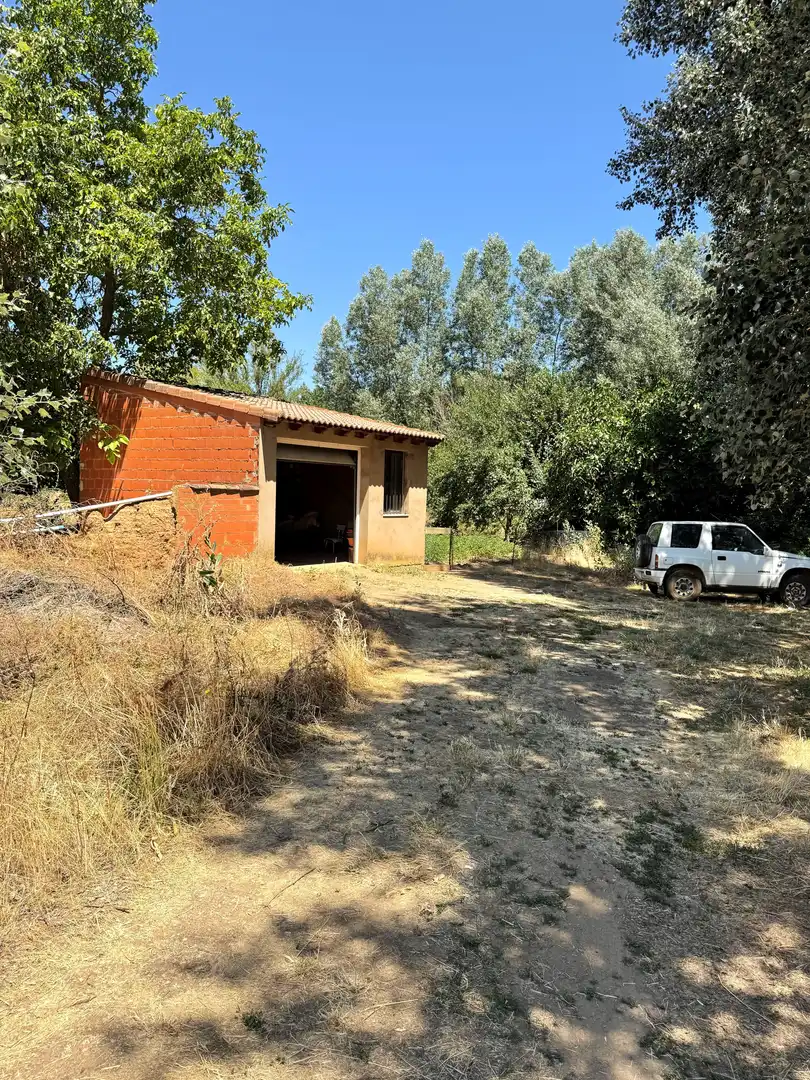 Einfamilien-Reihenhaus zum Verkauf in Villamañán mit Heizung