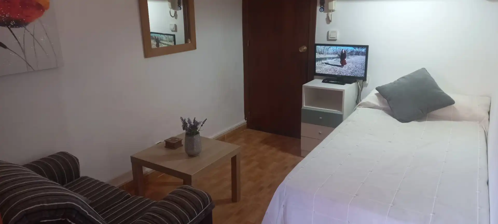 Schlafzimmer von Wohnung zur Miete in Málaga mit Möbliert