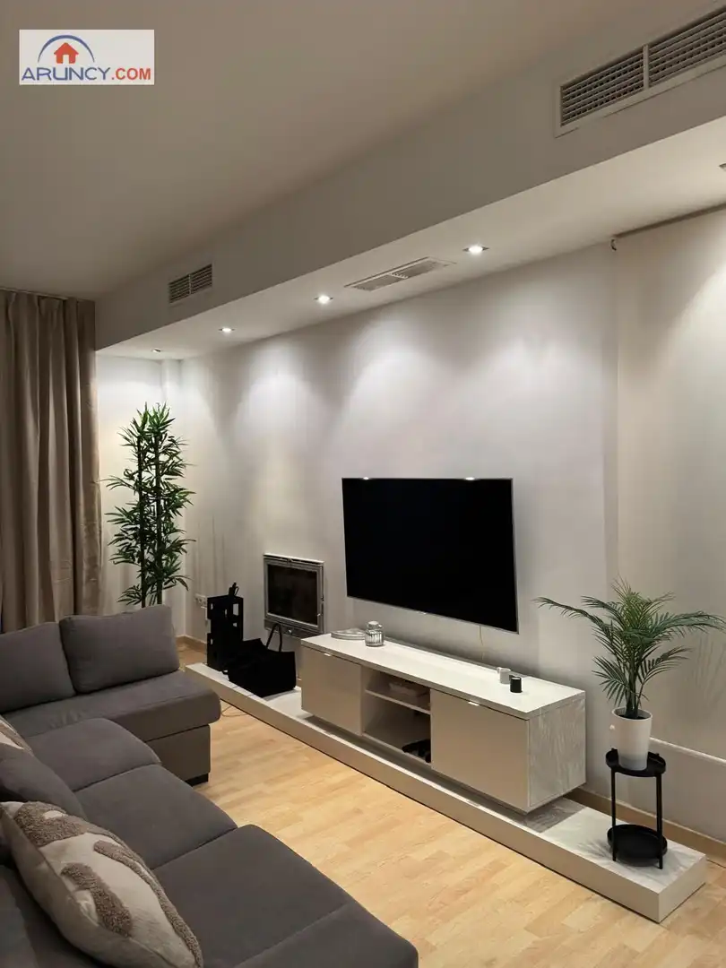 Living room of Houses for rent in Montequinto  with Air Conditioner, Parquet flooring and Terrace