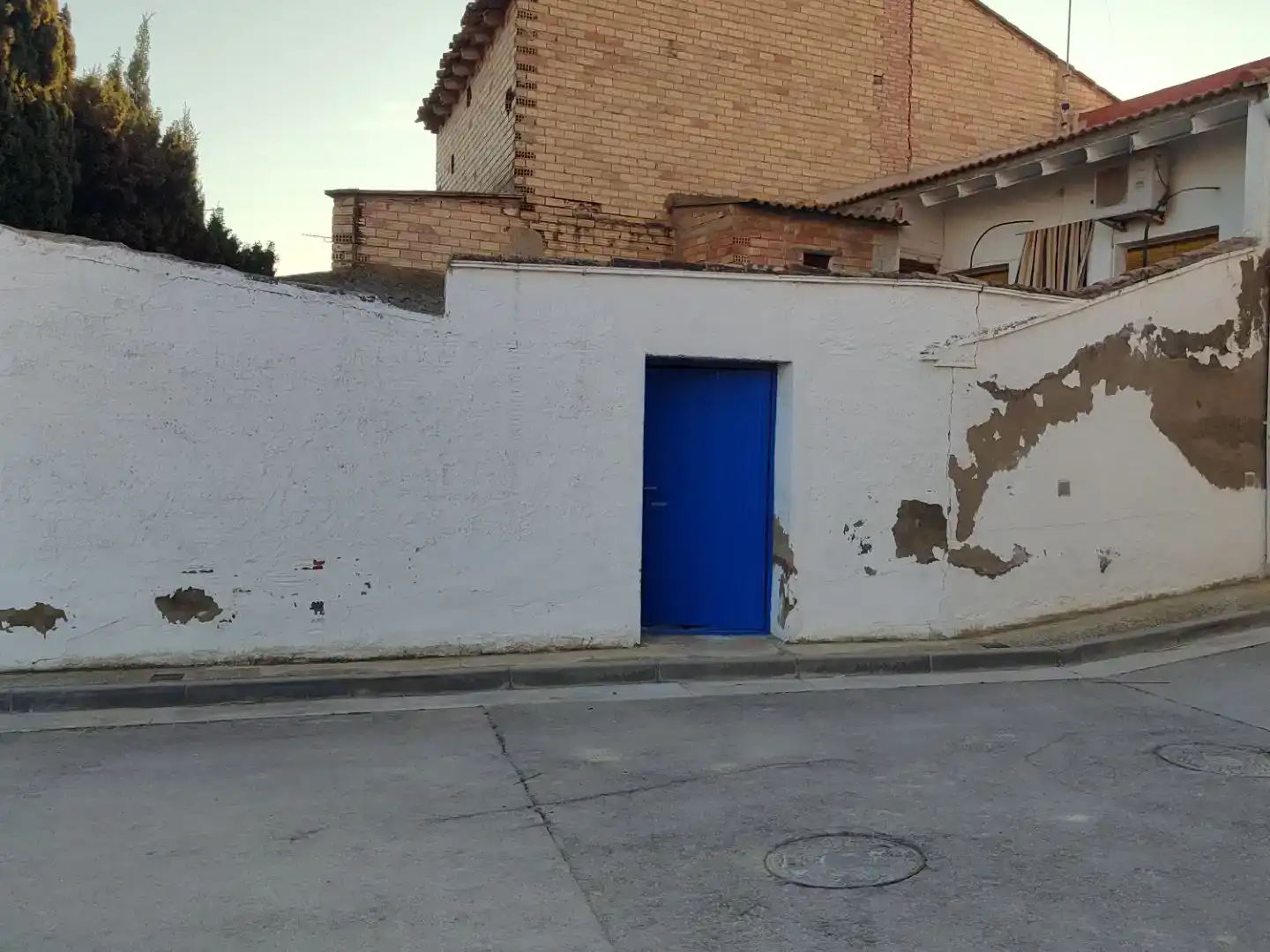 Vista exterior de Piso en venta en Remolinos, Zaragoza