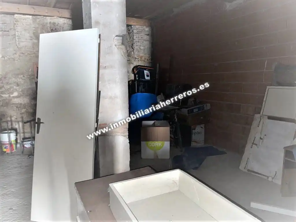Business premises for sale in sagasta, imagen 7