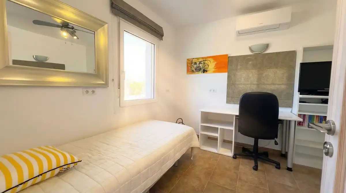 Detached house with pool for sale in Guaro, imagen 25