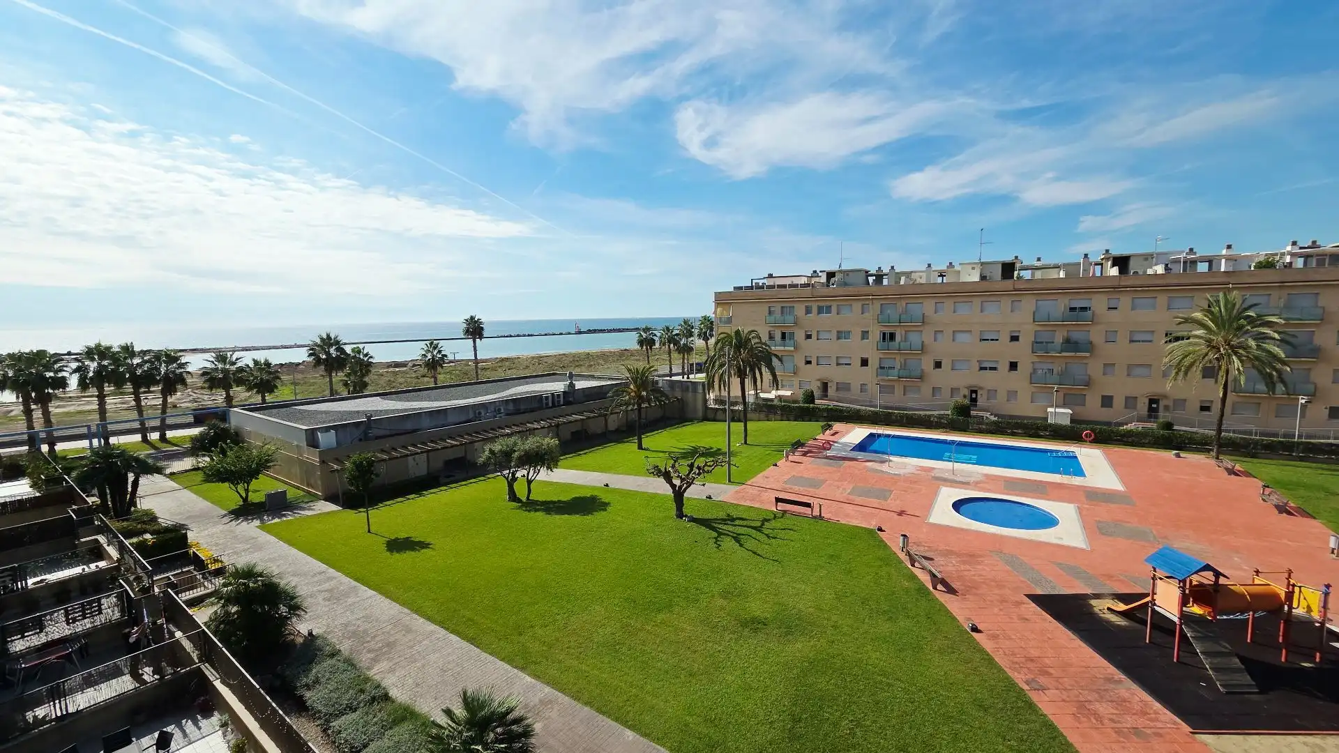 Piso con piscina en venta en Les Salines - Pla de Sant Pere