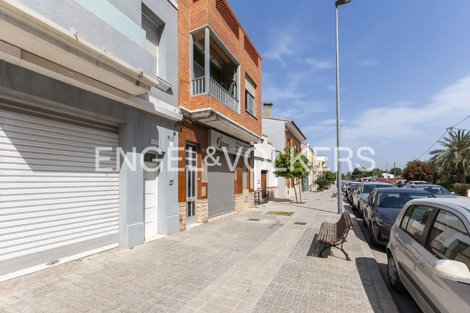Vista exterior de Casa o xalet en venda en Valencia amb Calefacció, Terrassa i Piscina