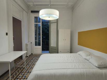 Dormitori de Pis per a compartir en  Barcelona Capital amb Calefacció, Moblat i Rentadora