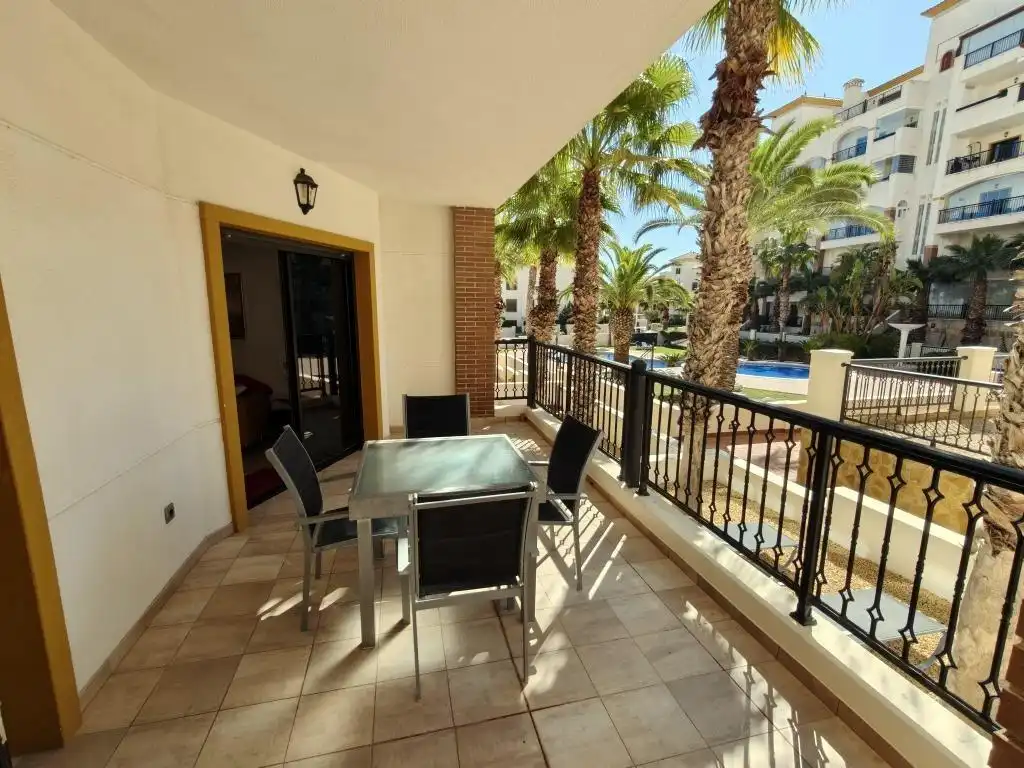 Terraza de Planta baja en venta en Guardamar del Segura con Aire acondicionado, Terraza y Trastero