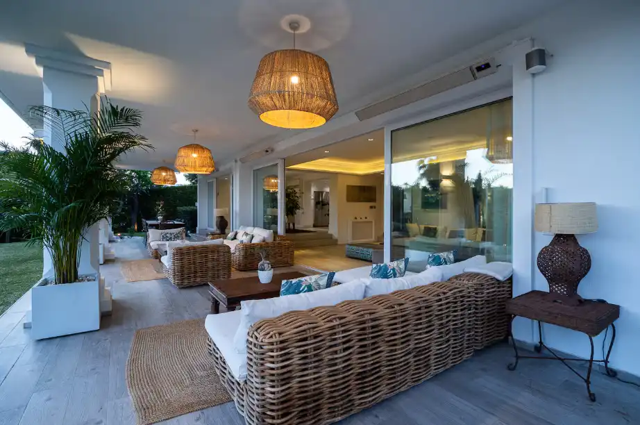 Terrassa de Casa o xalet de lloguer en Marbella amb Aire condicionat, Jardí privat i Terrassa