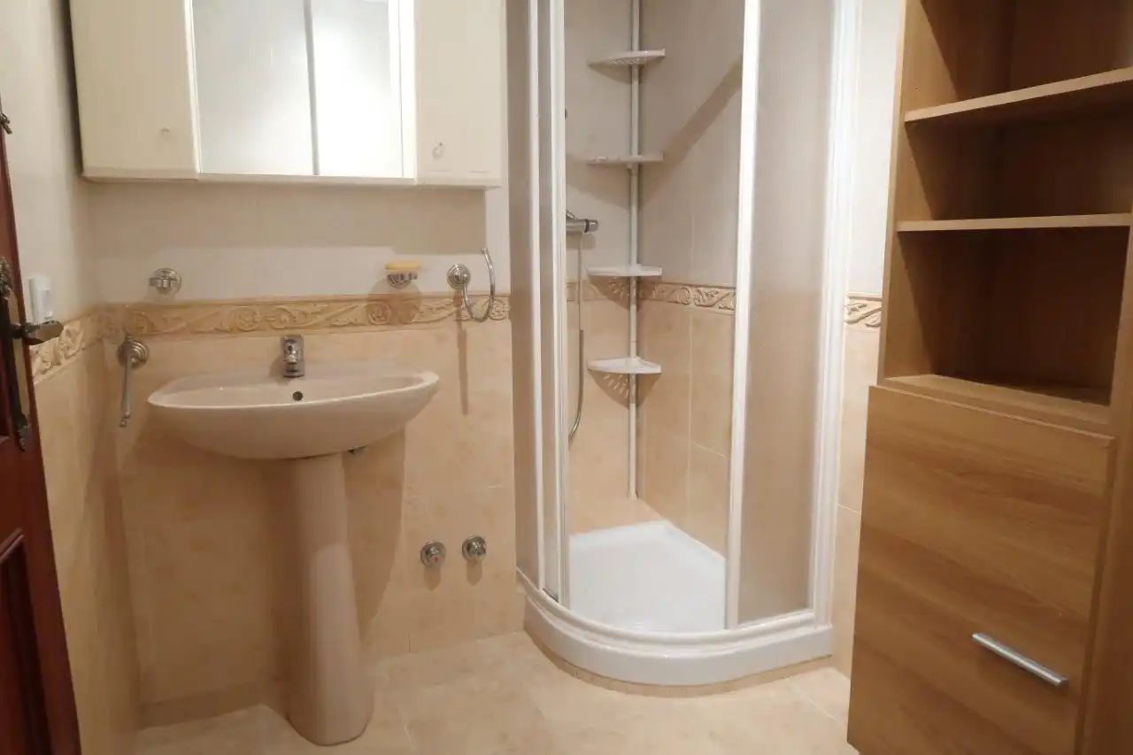 Bathroom of Flat for rent in A Coruña Capital   with Heating and Furnished