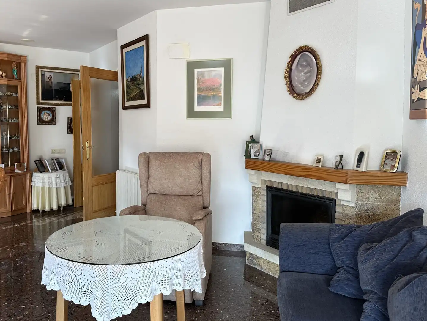 Sala de estar de Casa adosada en venta en Ontinyent con Aire acondicionado, Calefacción y Terraza