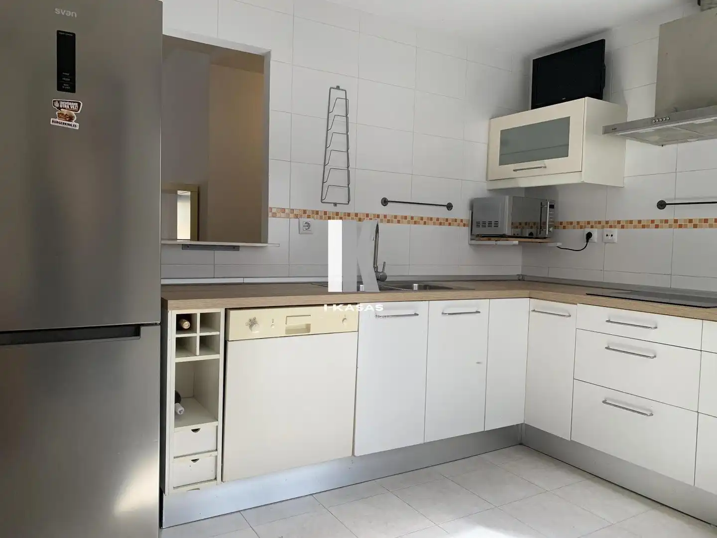 Kitchen of Flat for sale in El Puerto de Santa María  with Air Conditioner, Terrace and Storage room