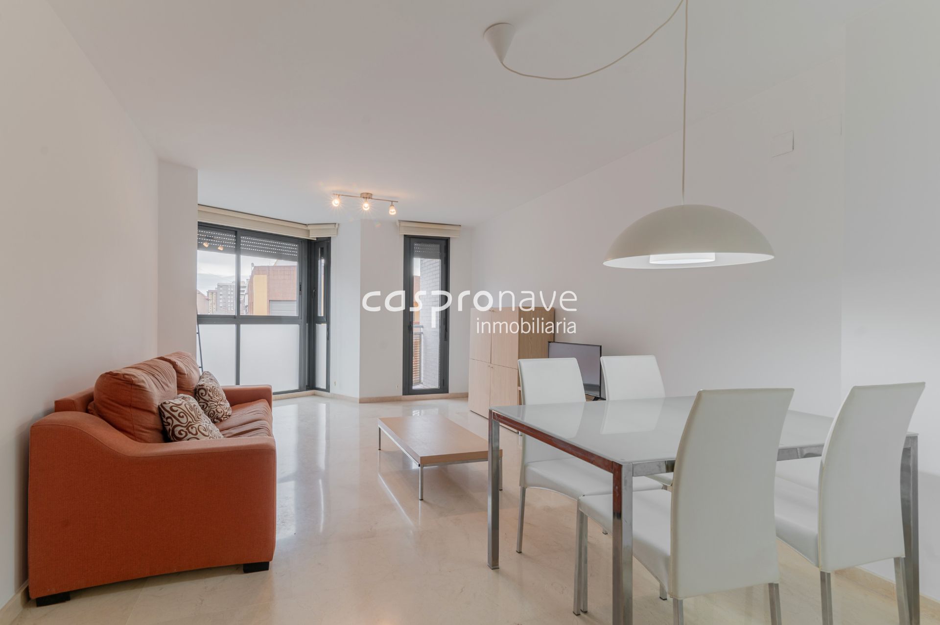 Living room of Study for sale in Castellón de la Plana / Castelló de la Plana  with Air Conditioner and Furnished