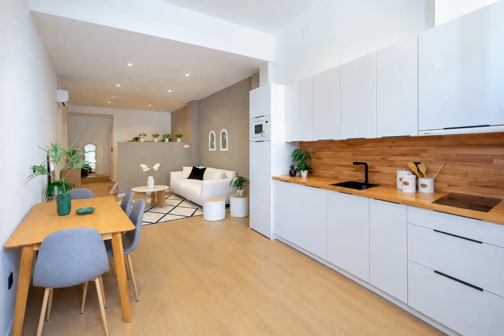 Kitchen of Flat for sale in Beiro