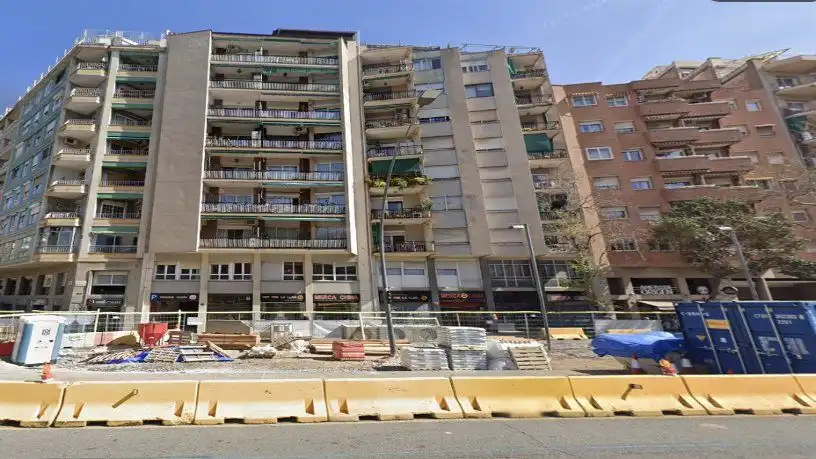 Piso en venta en avda Meridiana
