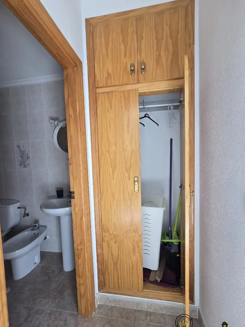 Bany de Estudi en venda en Torrevieja amb Moblat, Rentadora i Balcó