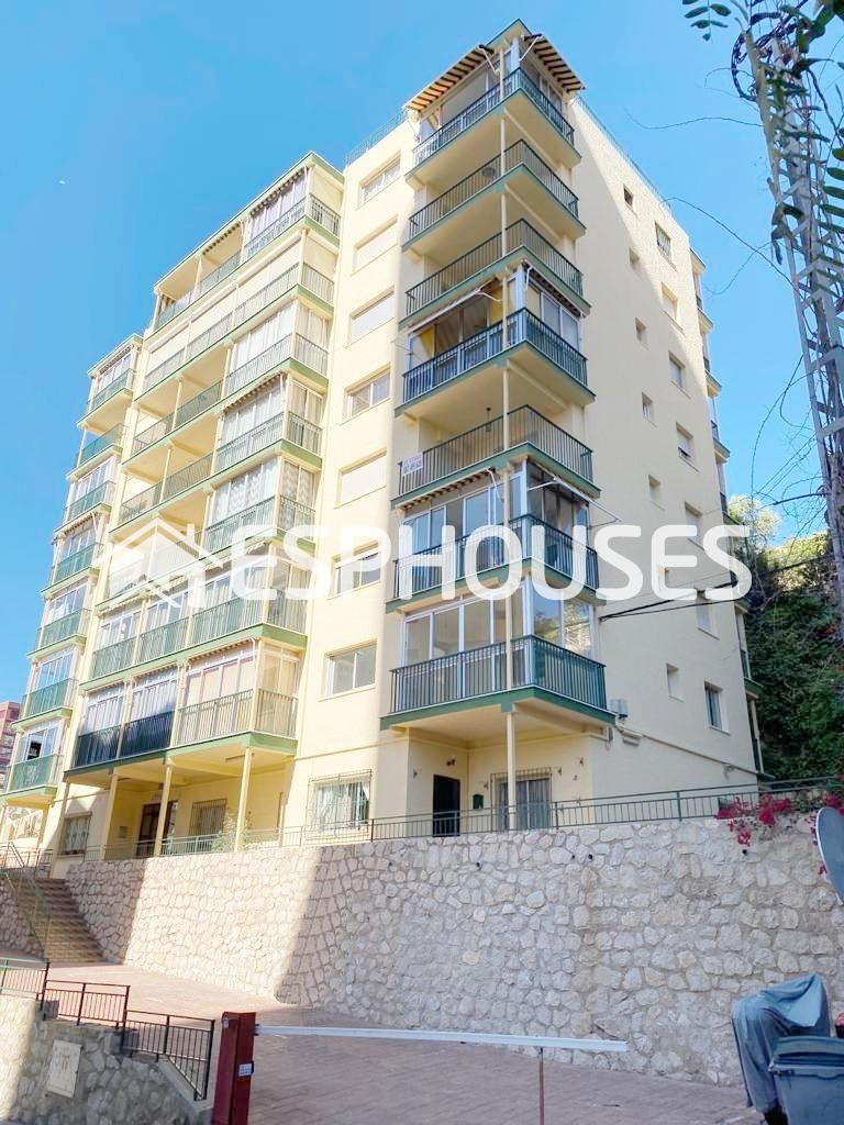 Vista exterior de Apartament en venda en Finestrat amb Aire condicionat, Terrassa i Piscina comunitària