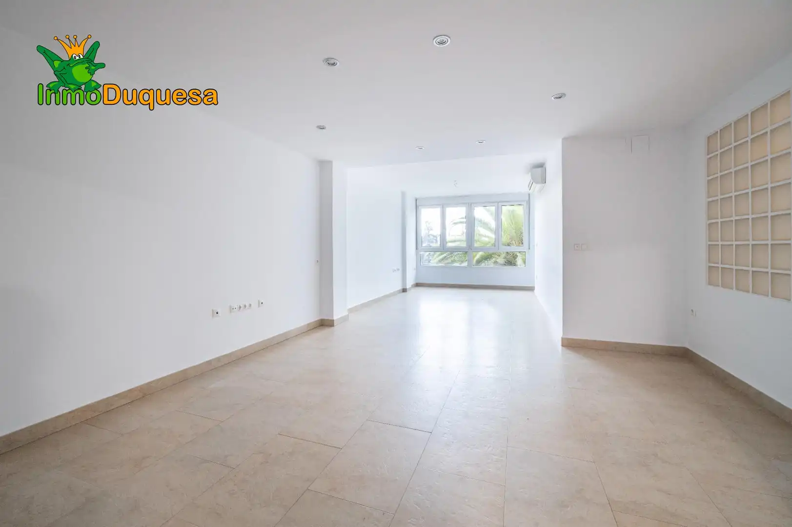 Flat for sale in Granada  with Air Conditioner and Heating