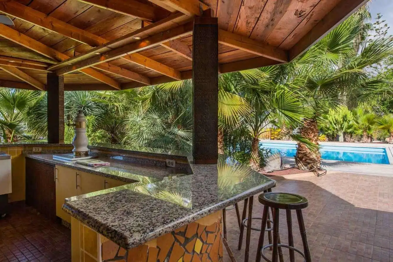 Terrassa de Casa o xalet en venda en Guía de Isora amb Aire condicionat, Jardí privat i Terrassa