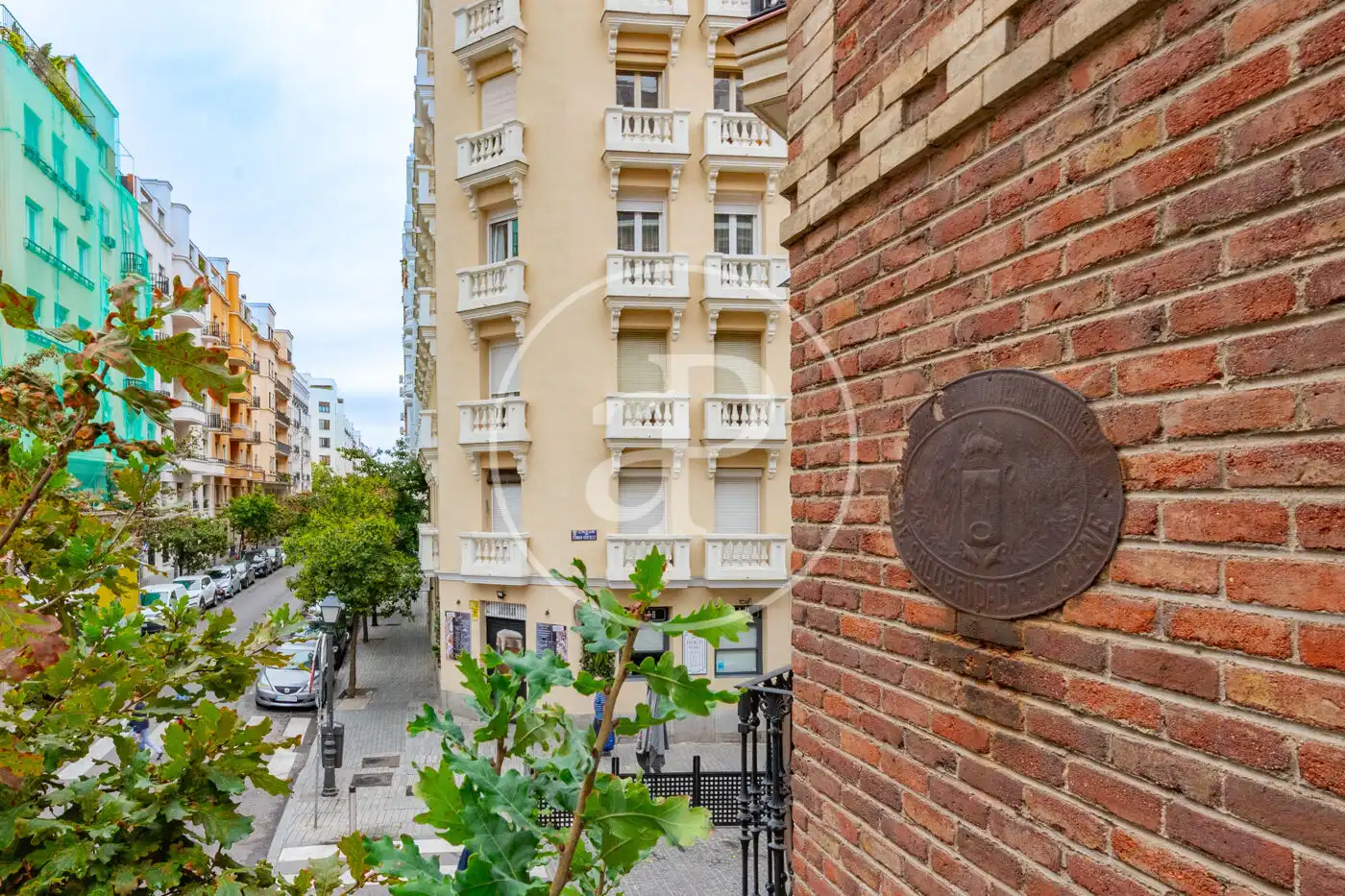 Exterior view of Flat for sale in Barrio de Salamanca