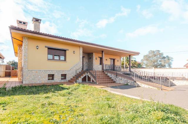 Casa-chalet en Venta en Lugar Villanueva, 33456 en Santo Adriano