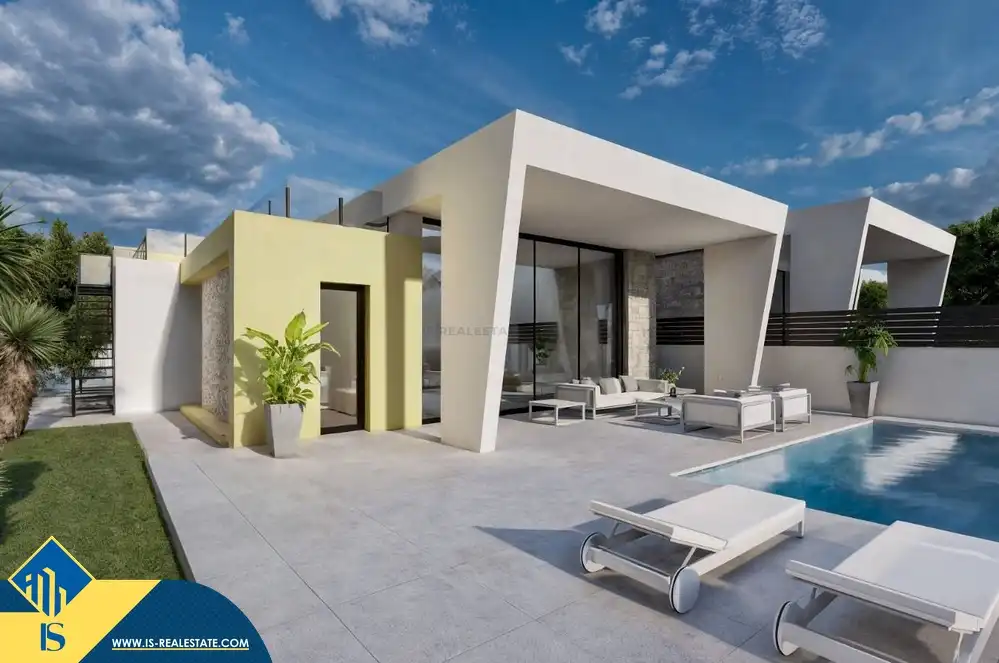 Villa avec piscine à vendre à Orihuela Costa