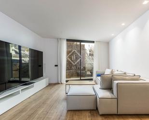 Living room of House or chalet for sale in  Barcelona Capital  with Air Conditioner, Parquet flooring and Terrace