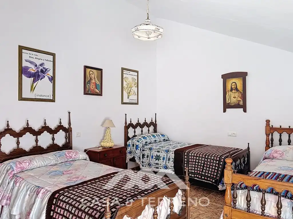 Bedroom of Houses for sale in Zafarraya  with Heating, Furnished and Balcony