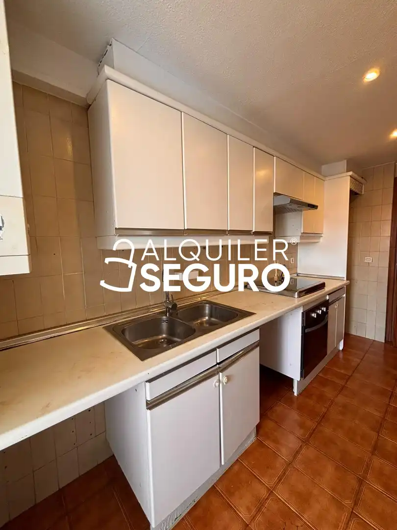 Kitchen of Flat for rent in Madrid  with Heating and Terrace