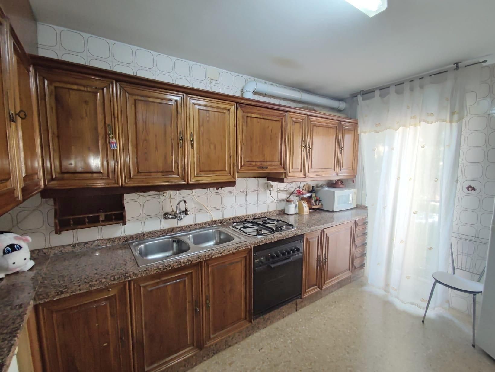 Cocina de Piso en venta en  Córdoba Capital con Aire acondicionado y Trastero