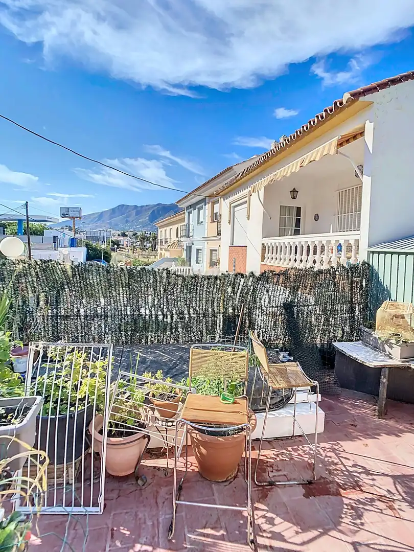 Exterior view of Houses for sale in Fuengirola  with Air Conditioner and Balcony