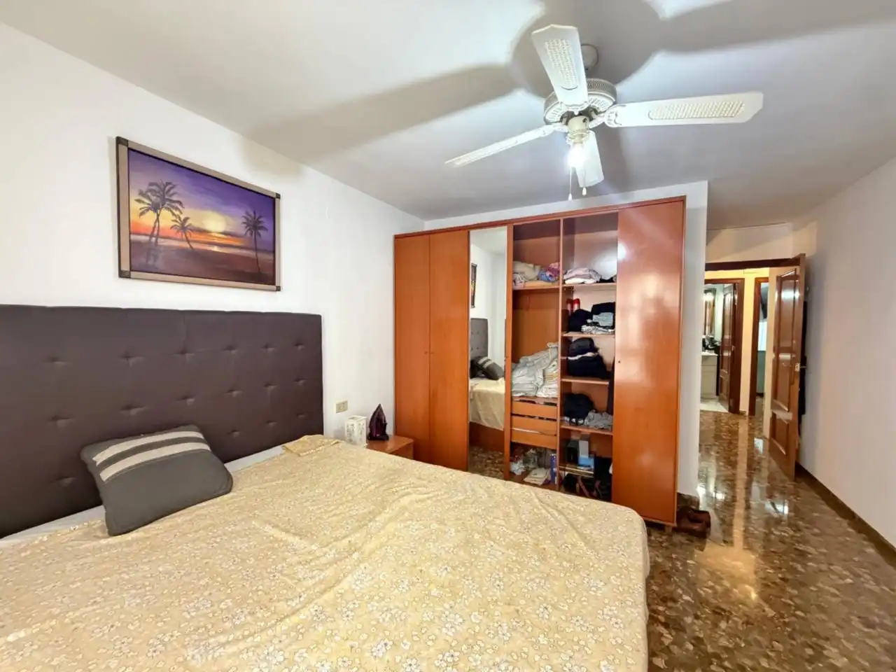 Flat with terrace for sale in Calle Serves de Jesús, imagen 7