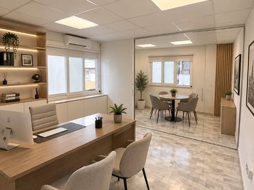 Büro zur Miete in Avenida de la Constitución 1