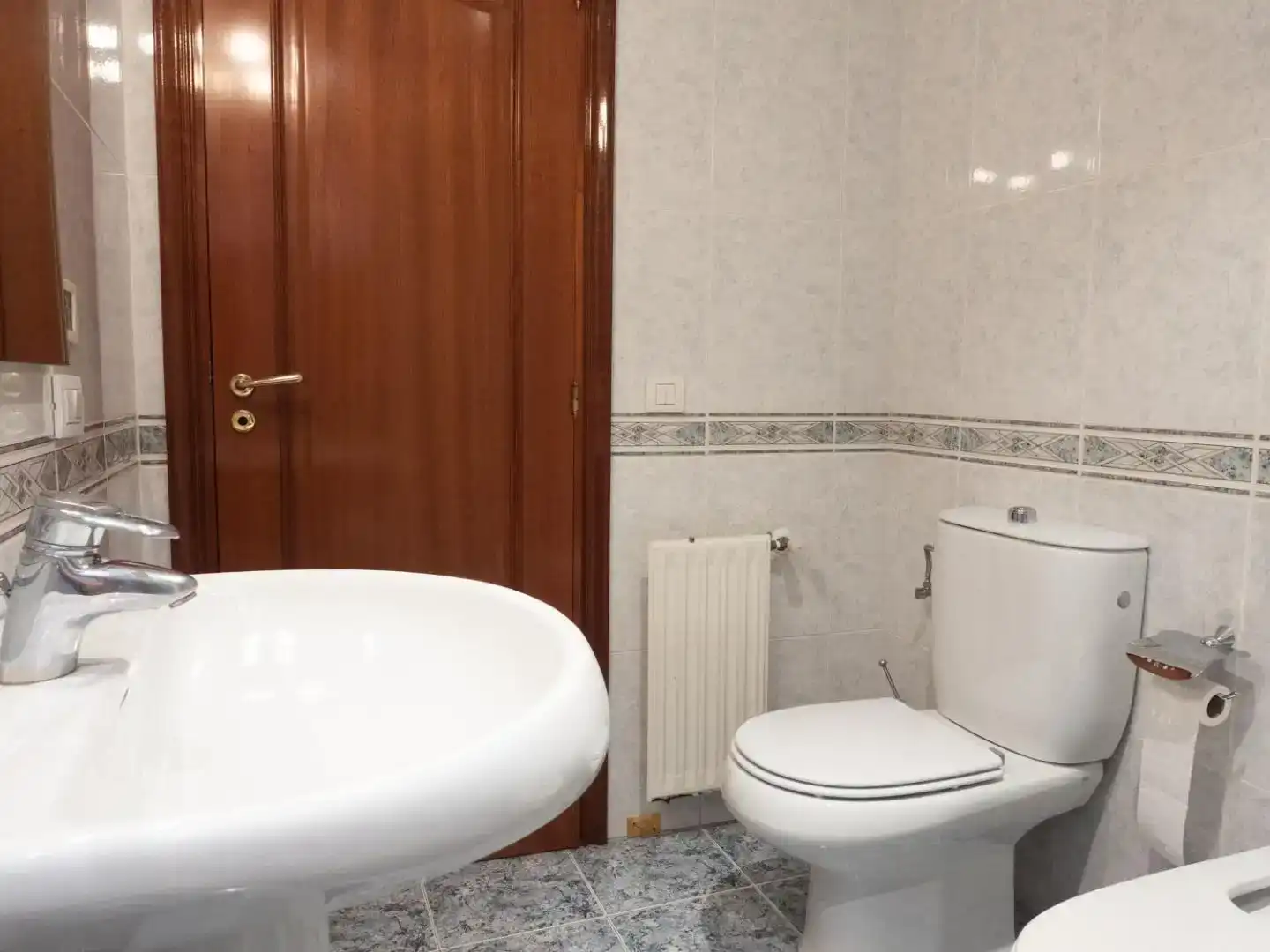 Baño de Piso en venta en Culleredo con Piscina