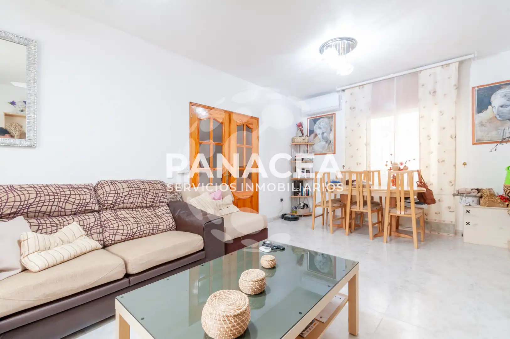 Houses for sale in Roquetas Pueblo