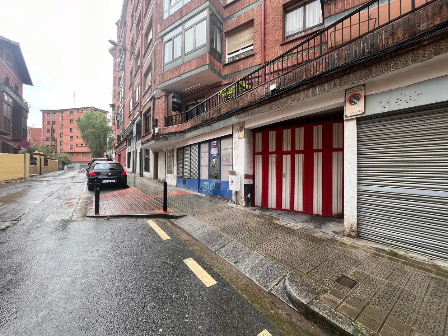 Exterior view of Garage for sale in Basauri 