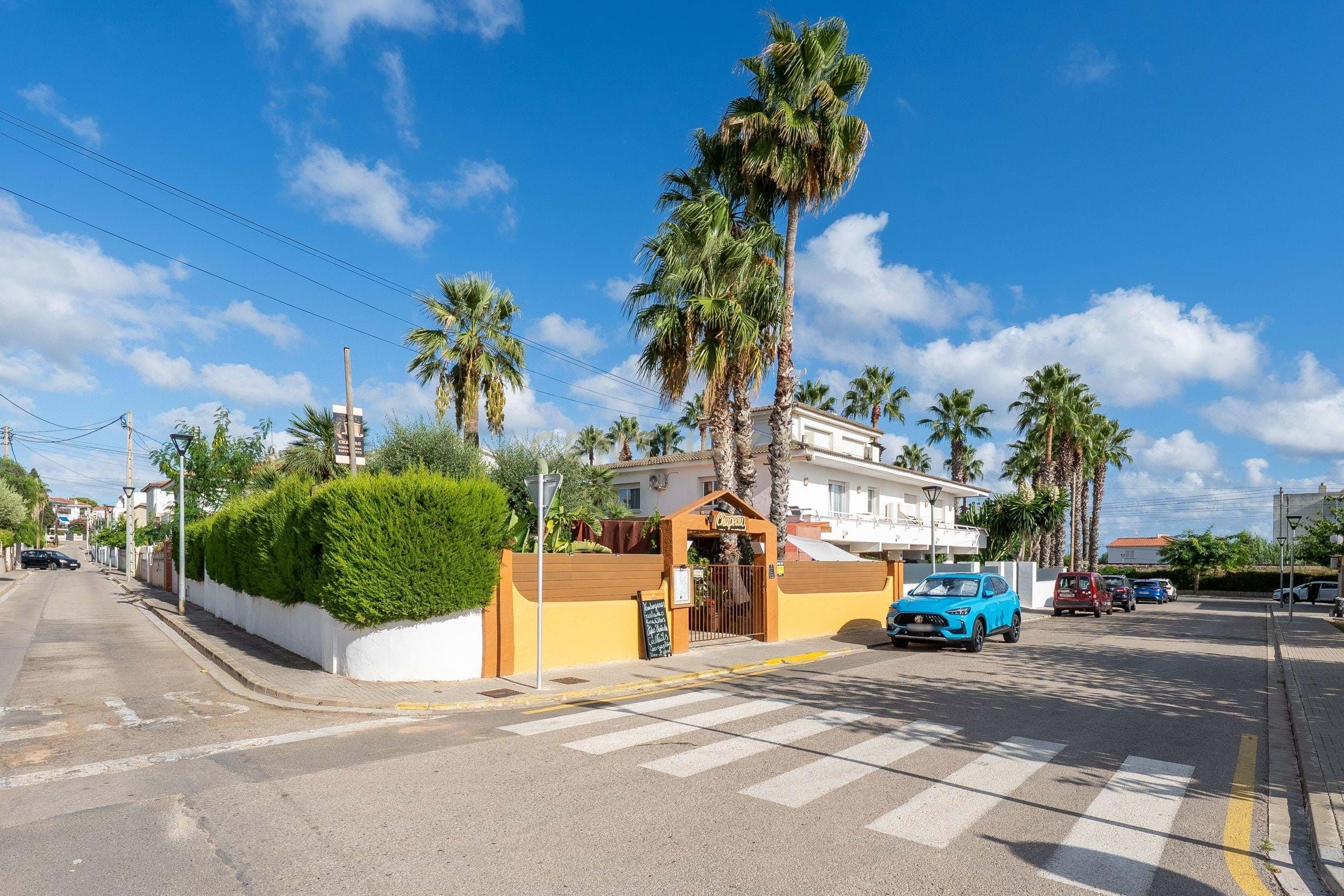 Exterior view of House or chalet for sale in Roda de Berà  with Air Conditioner