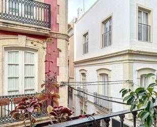 Exterior view of Flat for sale in  Almería Capital  with Air Conditioner, Terrace and Balcony